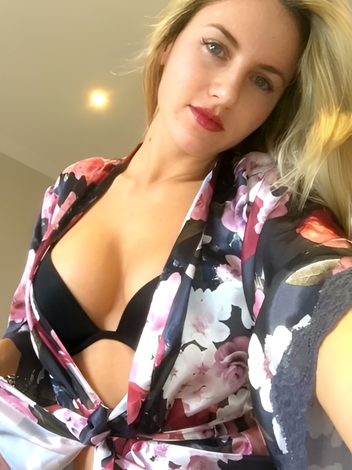 Вероника привлекальеная девушка из Пятигорска цена от 3000 руб