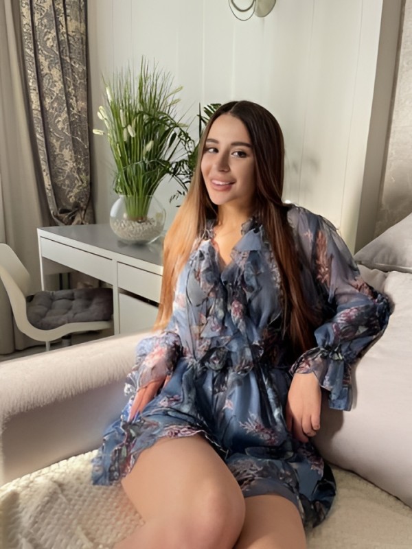 Алиса привлекательная девушка из Пятигорска цена от 5000 руб