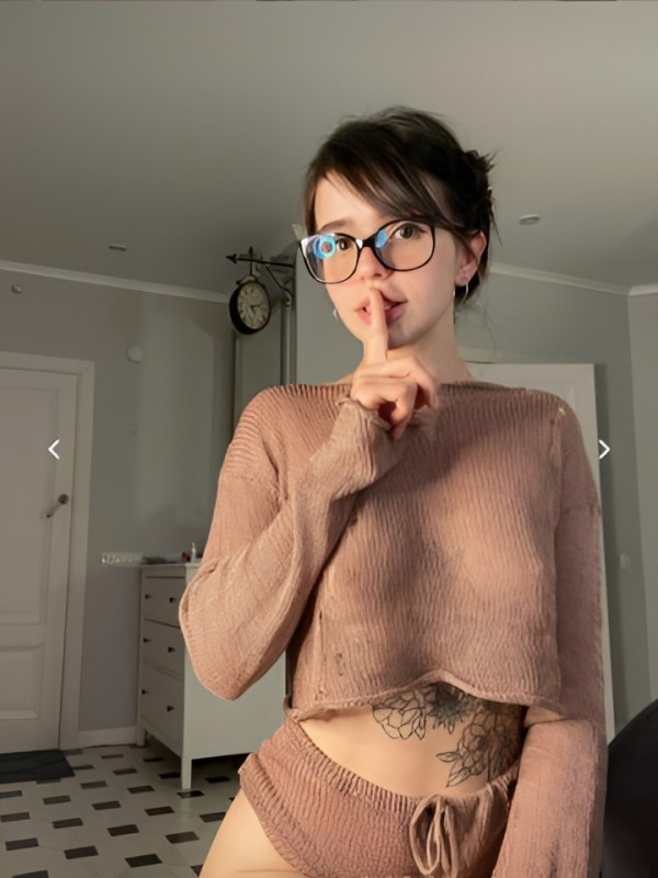 Азалия привлекательная девушка из Пятигорска цена от 2000 руб