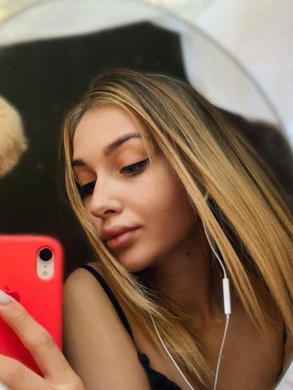 🎥 Эльвира привлекательная девушка из Пятигорска цена от 7000 руб